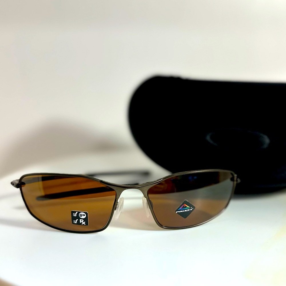 Oakley Whisker. New but no box or warranty card.